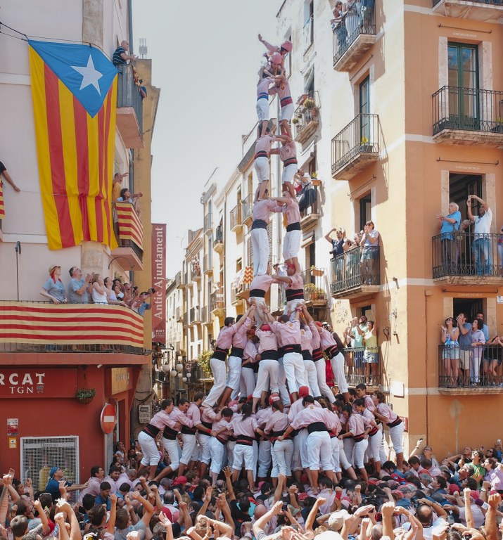 Acte commemoratiu dels deu anys del primer 2 de 9 amb folre i manilles dels Xiquets de Tarragona a les Cols