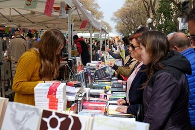 S'obre el termini per sol·licitar una parada per Sant Jordi 